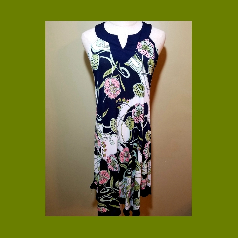 En Focus Floral Dress, Size 4